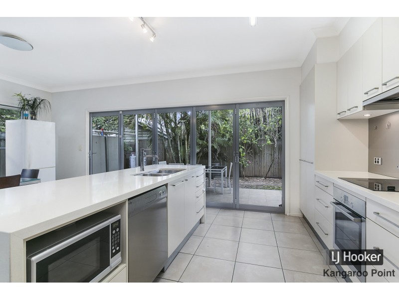 10 Latrobe Street, East Brisbane QLD 4169