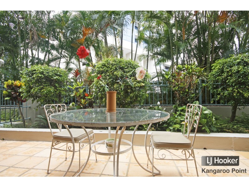 8/10 Goodwin Street, Kangaroo Point QLD 4169