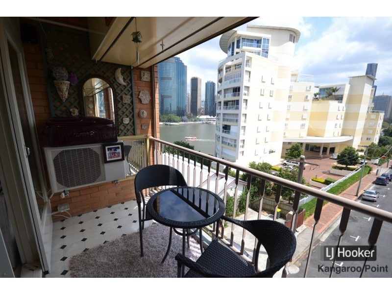 301/355 Main Street, Kangaroo Point QLD 4169
