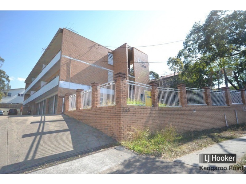 1/745 Logan Road, Greenslopes QLD 4120