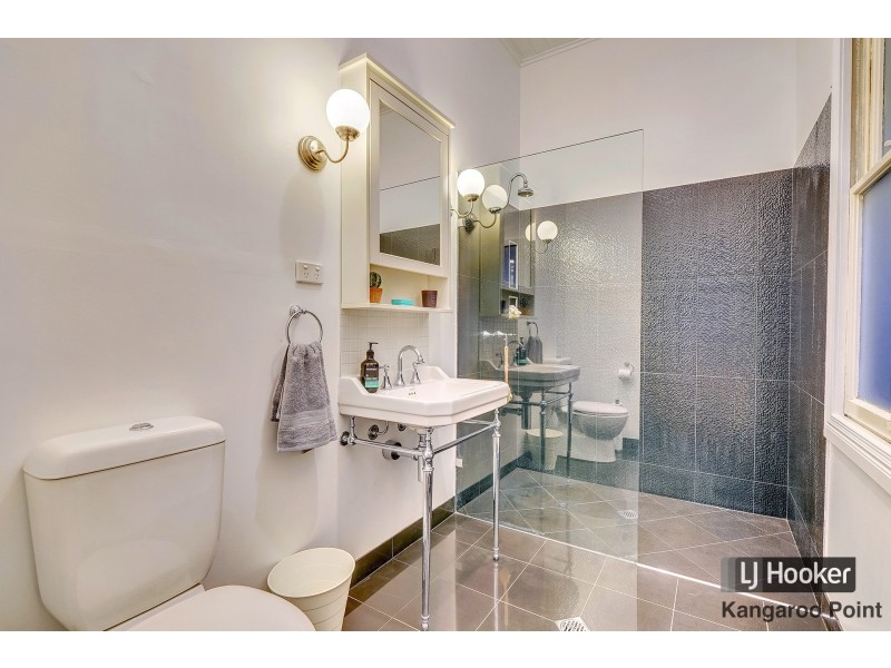 5 Latrobe Street, East Brisbane QLD 4169