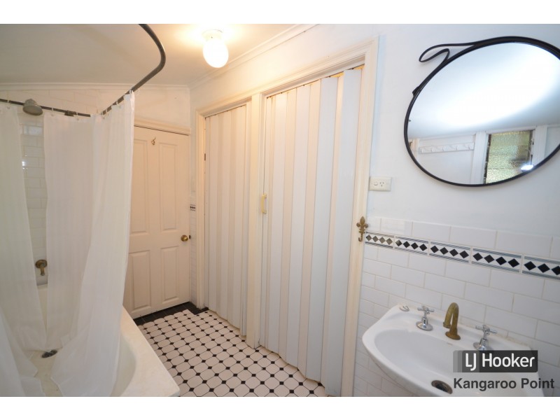 38 Mark Lane, Kangaroo Point QLD 4169