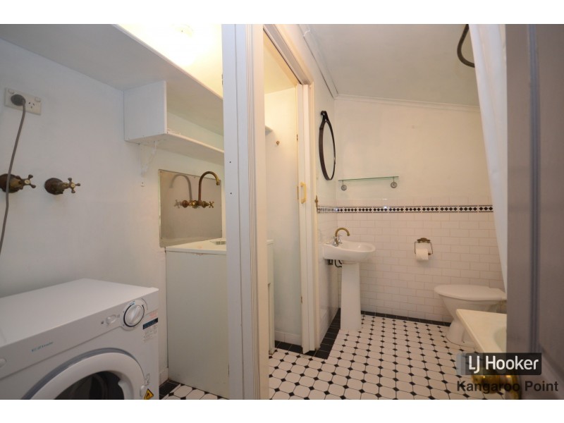 38 Mark Lane, Kangaroo Point QLD 4169