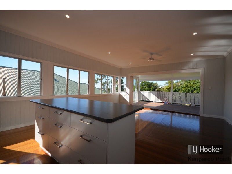 29 Philip Street, Hawthorne QLD 4171