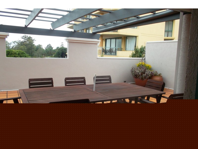 24/219 Wellington Road, Kangaroo Point QLD 4169