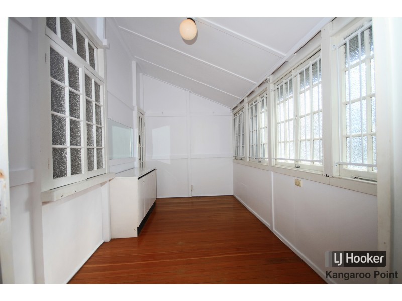 17 Letchworth Road, Coorparoo QLD 4151