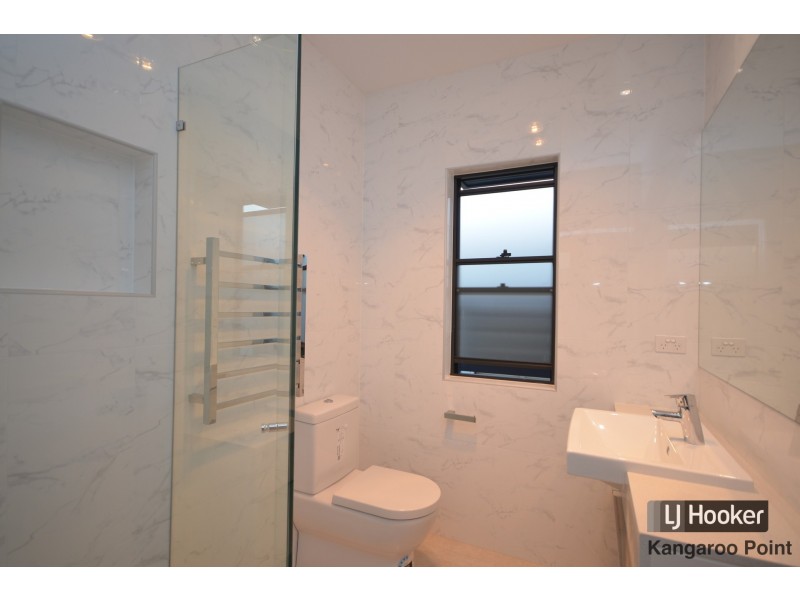 98 Bromley Street, Kangaroo Point QLD 4169