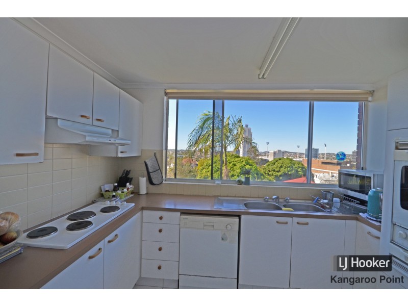 10/19 Ellis Street, Kangaroo Point QLD 4169