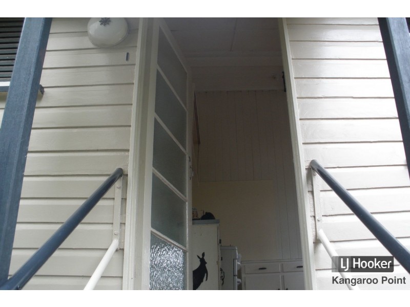 4/32 Linton Street, Kangaroo Point QLD 4169