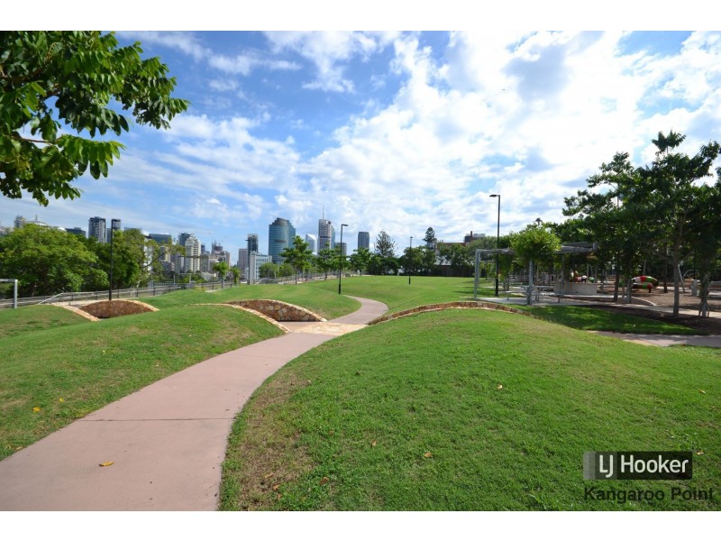 2/480 Main Street, Kangaroo Point QLD 4169