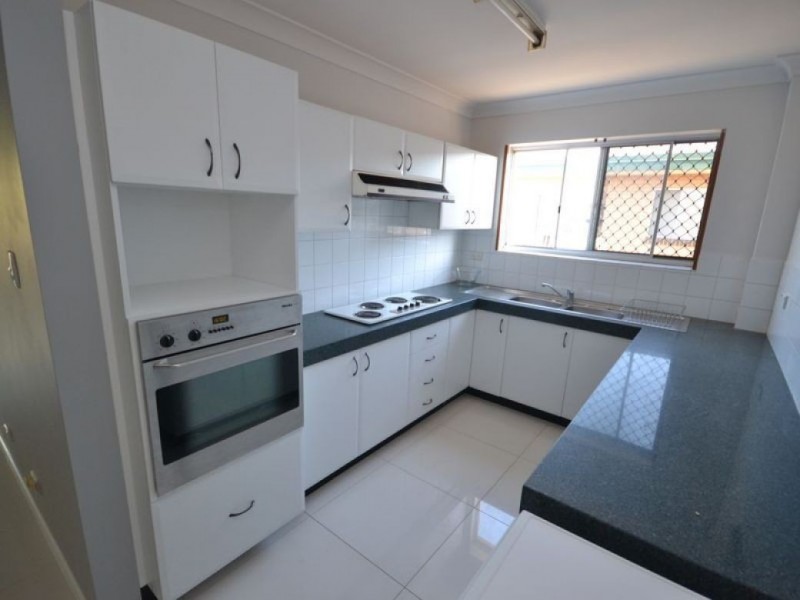 4/18 Raby Road, Coorparoo QLD 4151