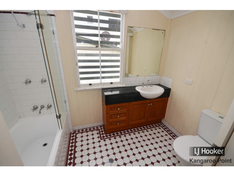 51 Rosemount Terrace, Windsor QLD 4030