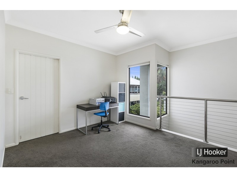 10 Latrobe Street, East Brisbane QLD 4169