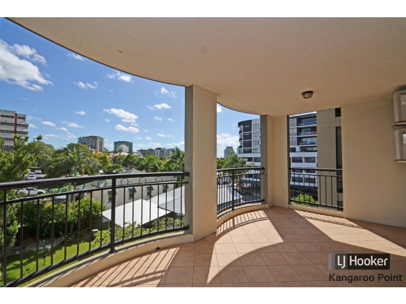 17/40 Bell Street, Kangaroo Point QLD 4169
