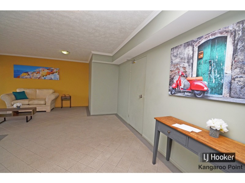 17/40 Bell Street, Kangaroo Point QLD 4169