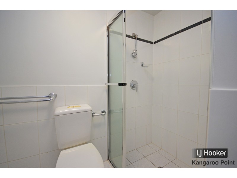 17/40 Bell Street, Kangaroo Point QLD 4169