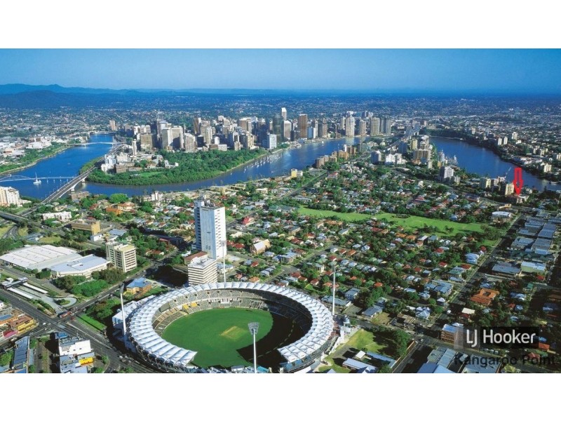 99 Thorn Street, Kangaroo Point QLD 4169