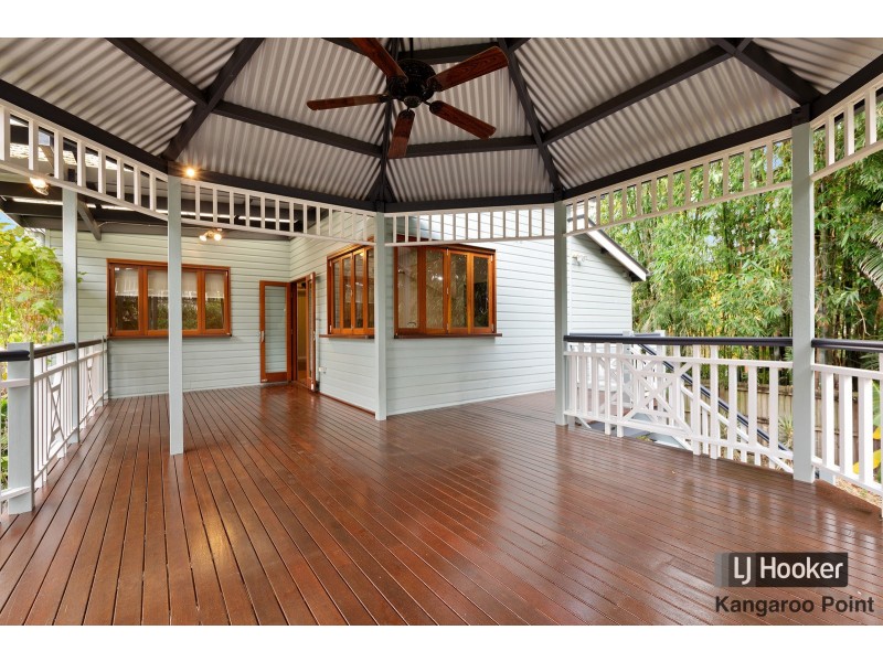 11 Latrobe Street, East Brisbane QLD 4169