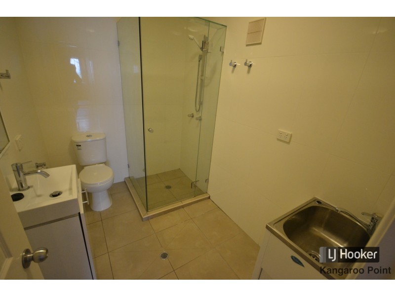 8 Latrobe Street, East Brisbane QLD 4169