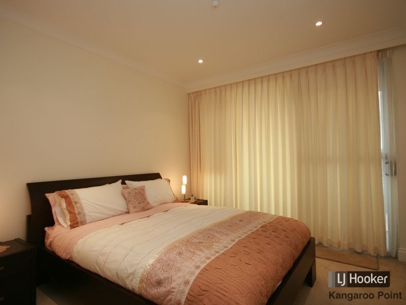 12/88 Lockerbie Street, Kangaroo Point QLD 4169