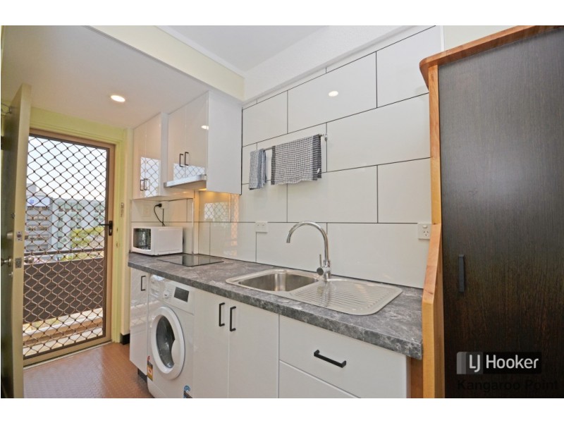 303/355 Main Street, Kangaroo Point QLD 4169