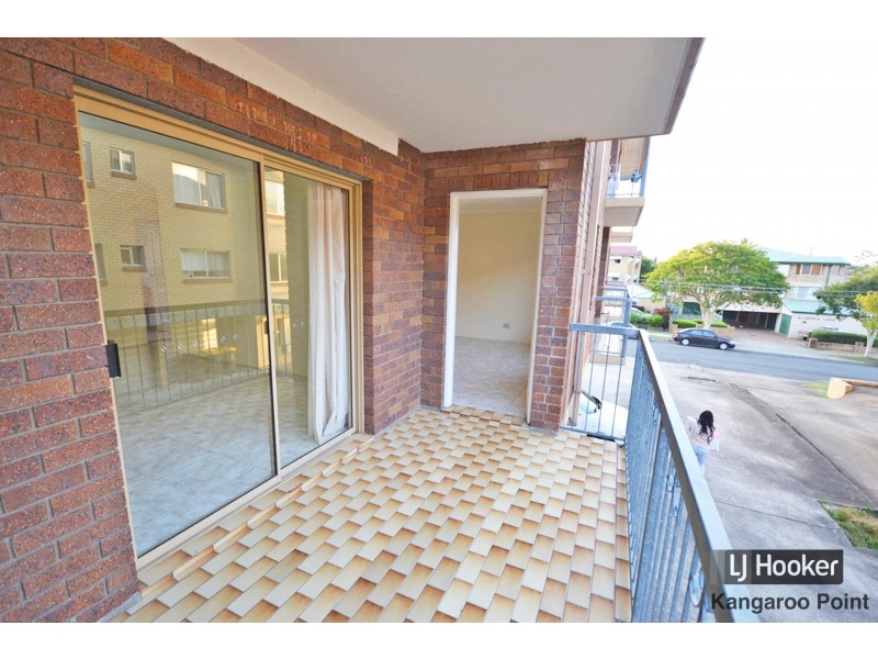 2/27 Haig Street, Coorparoo QLD 4151