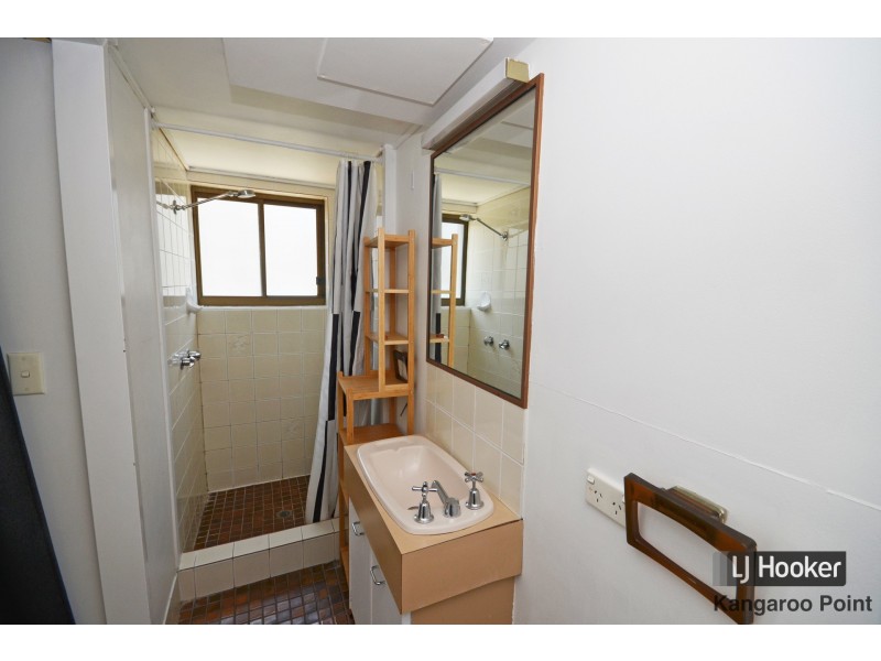 13/89 Thorn Street, Kangaroo Point QLD 4169