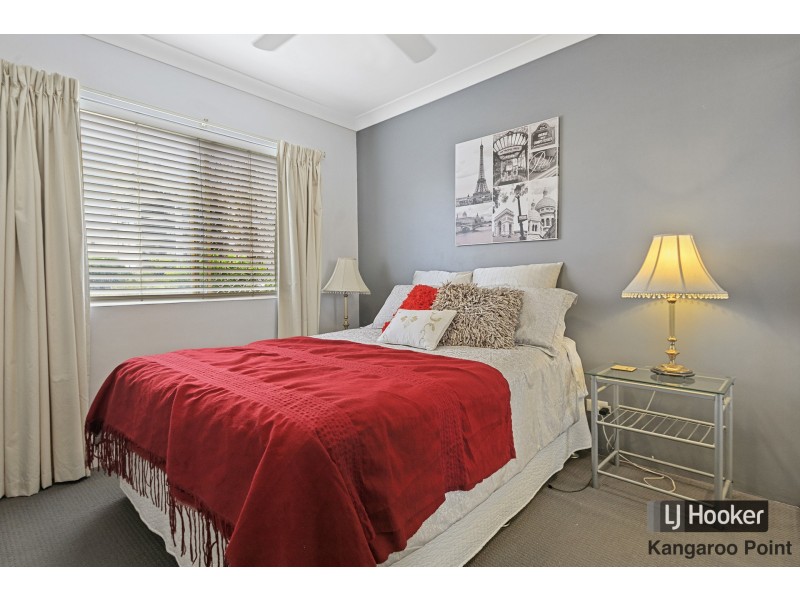 4/99 Thorn Street, Kangaroo Point QLD 4169