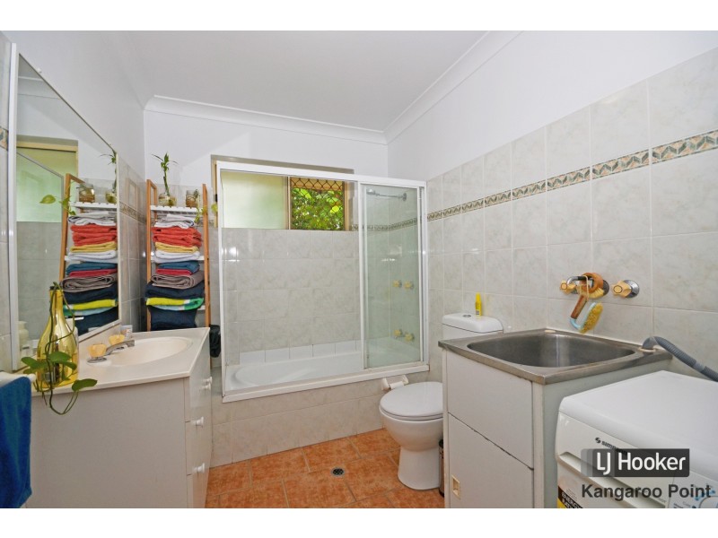 2/30 Noela Street, Coorparoo QLD 4151