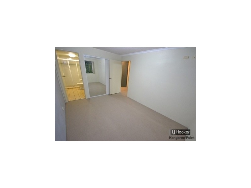16/219 Wellington Road, Kangaroo Point QLD 4169