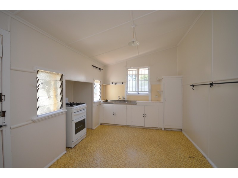 41 Walter Avenue, East Brisbane QLD 4169