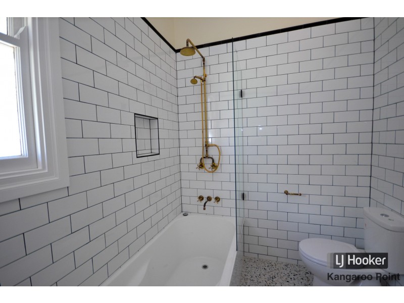 84 Lewis Street, Woolloongabba QLD 4102