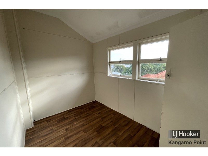 4/26 Lockhart Street, Woolloongabba QLD 4102