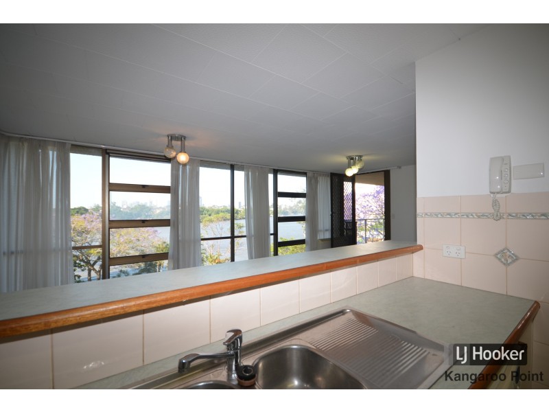 11/72 Sandford Street, St Lucia QLD 4067