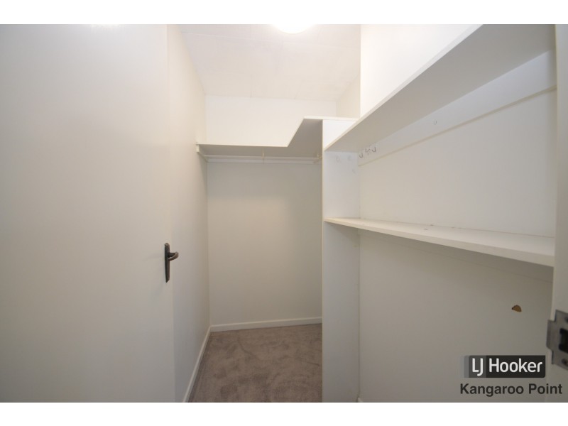 11/72 Sandford Street, St Lucia QLD 4067