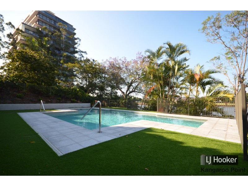 11/72 Sandford Street, St Lucia QLD 4067