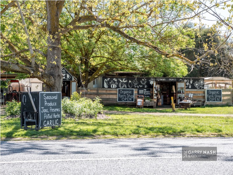 2137 Snow Road, Markwood VIC 3678