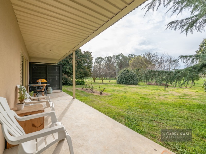2137 Snow Road, Markwood VIC 3678