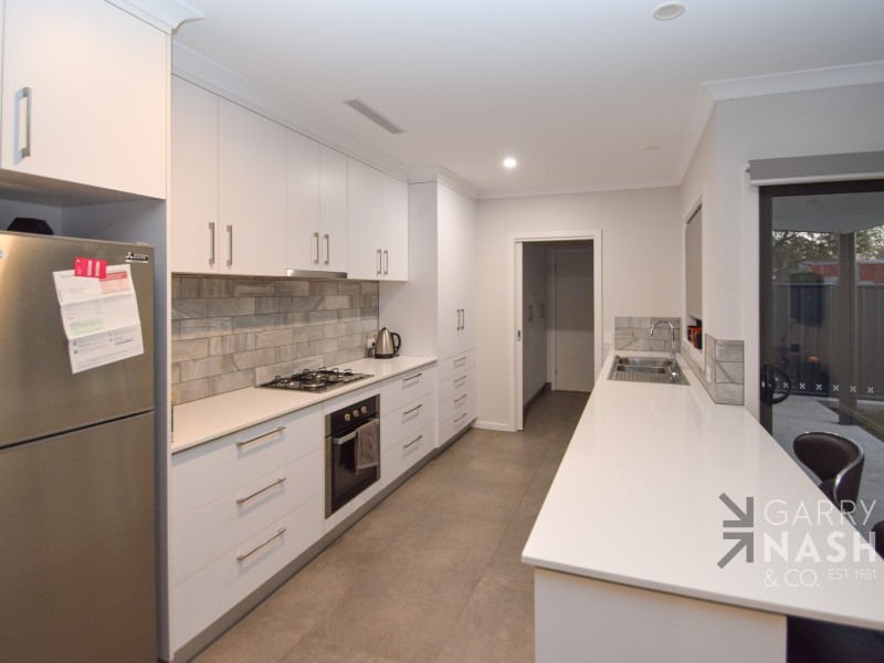 2/23 Irving Street, Wangaratta VIC 3677