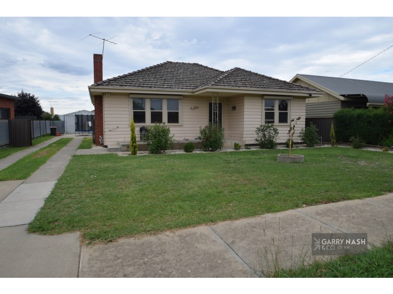 18 Irwin Avenue, Wangaratta VIC 3677