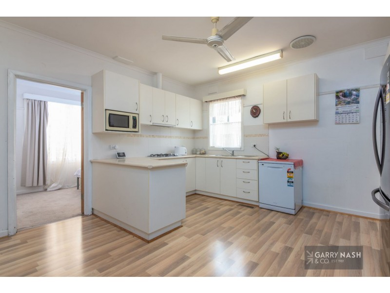 24 Batchelor Crescent, Wangaratta VIC 3677