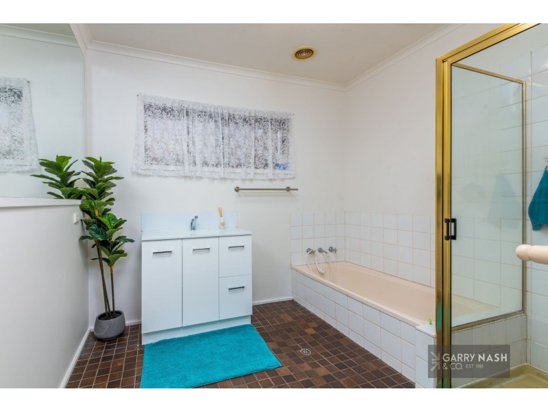 11 Tilson Grove, Wangaratta VIC 3677