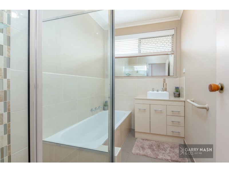 1/9 Hulme Drive, Wangaratta VIC 3677