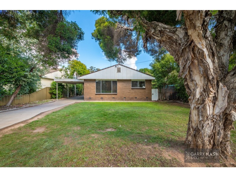 17 Rangeview Avenue, Wangaratta VIC 3677