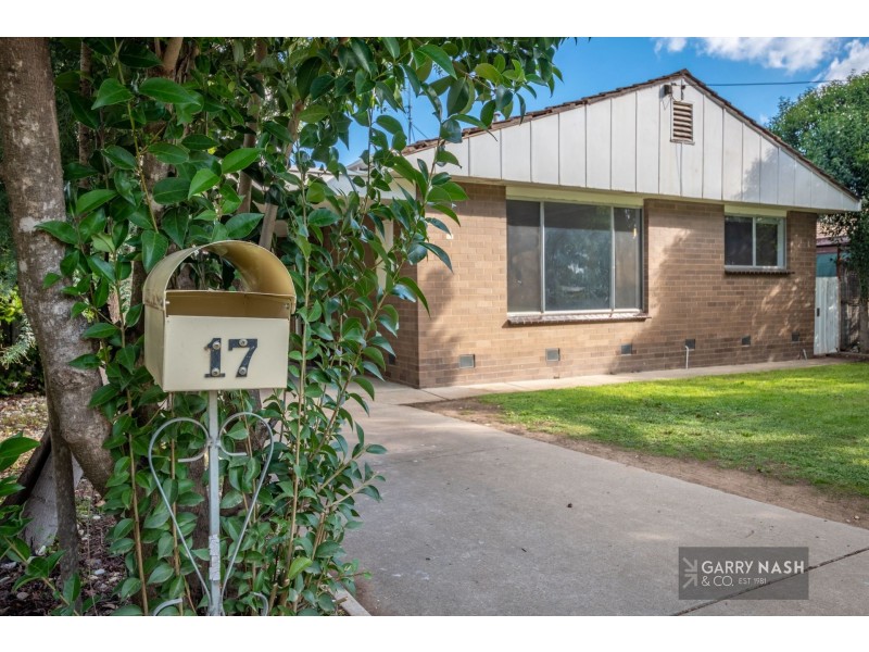 17 Rangeview Avenue, Wangaratta VIC 3677