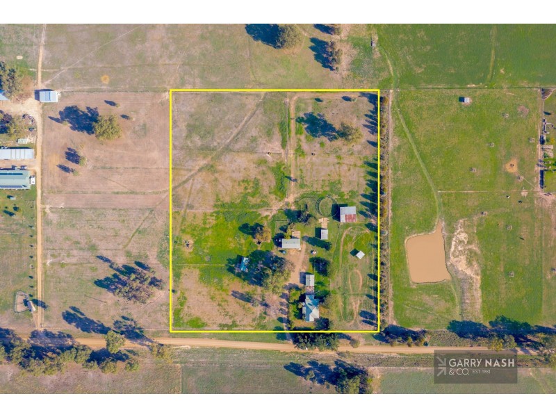 214 Reillys Lane, Oxley VIC 3678