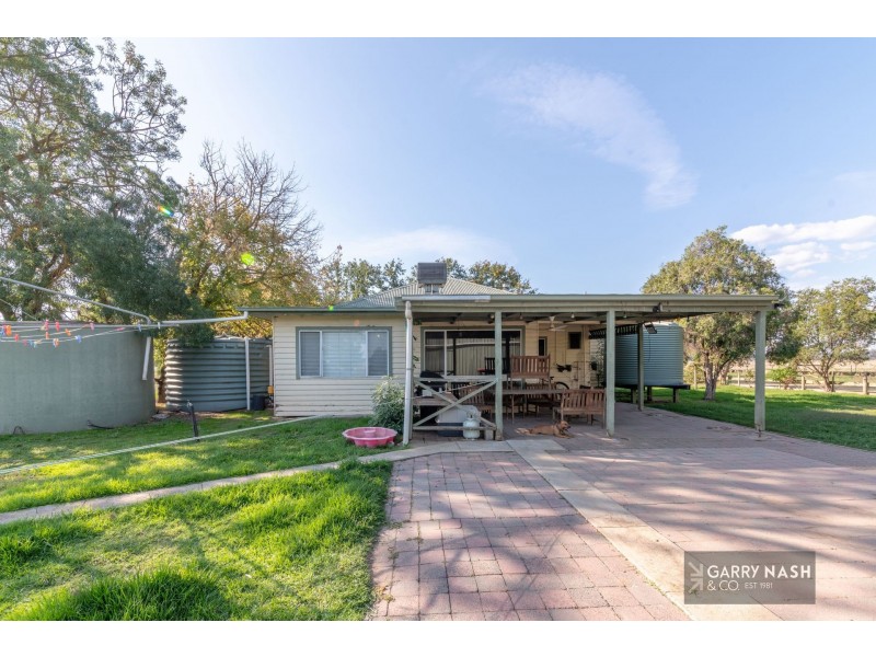 214 Reillys Lane, Oxley VIC 3678