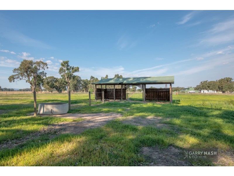 214 Reillys Lane, Oxley VIC 3678
