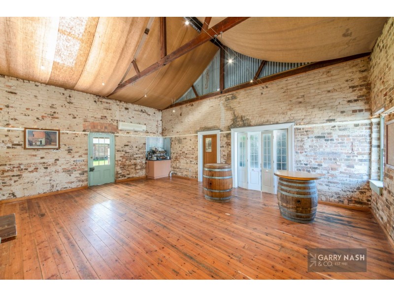 2322 Wangaratta-Beechworth Road, Tarrawingee VIC 3678