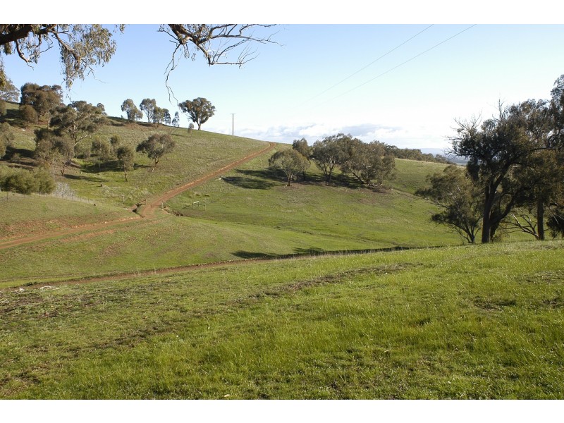 92 Oxenbury Lane, Everton Upper VIC 3678